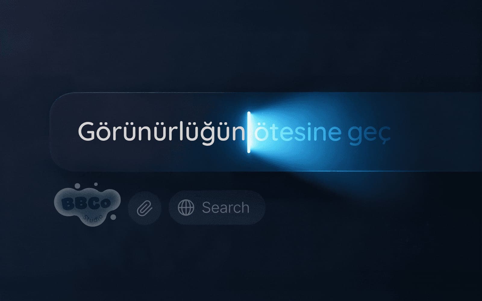 Yapay zekâ arama kutusunda “Görünürlüğün ötesine geç” yazısı